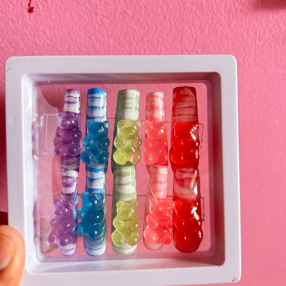 Gummy bear long press ons